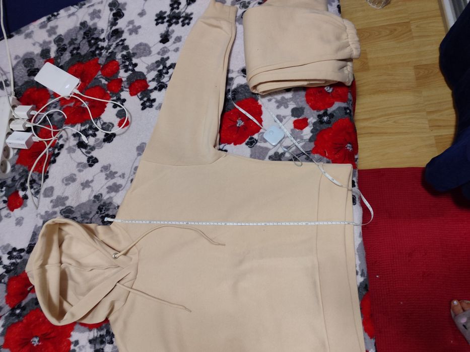 Спортивний костюм утеплений, колір бежевий