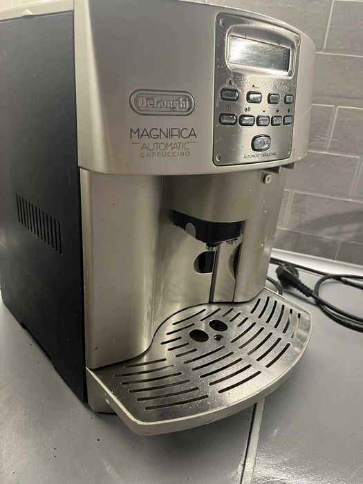 Sprzedam używany ekspres do kawy