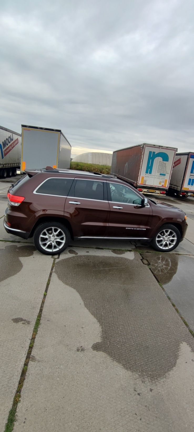 Jeep Grand Cherokee summit 3.6 LPG