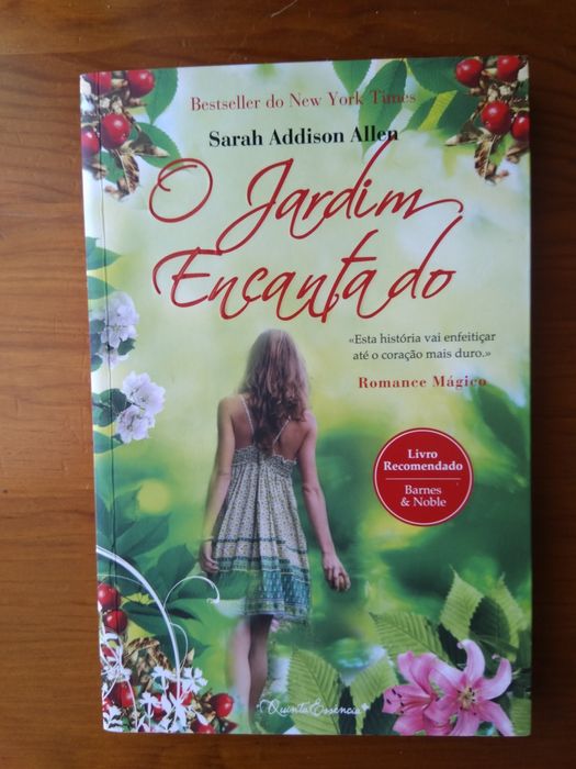 Livro "O Jardim Encantado" de Sarah Addison Allen