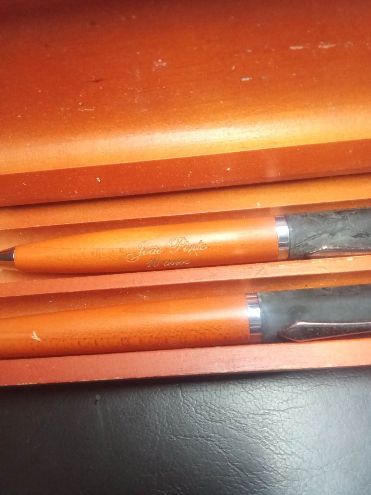 Caneta e roller Petroloures