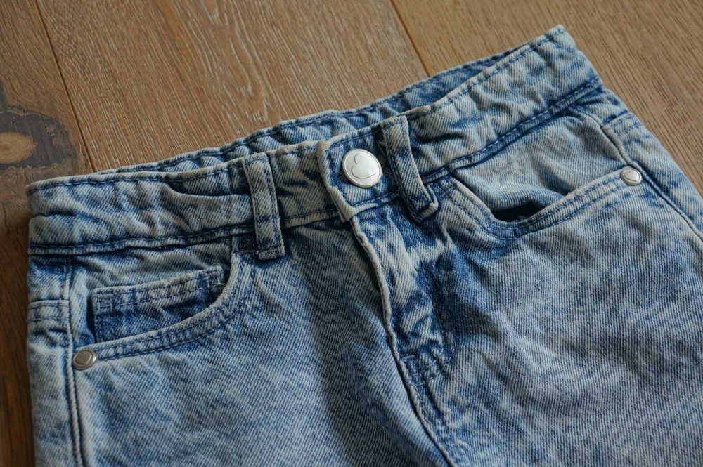 Джинсы для девочки 104