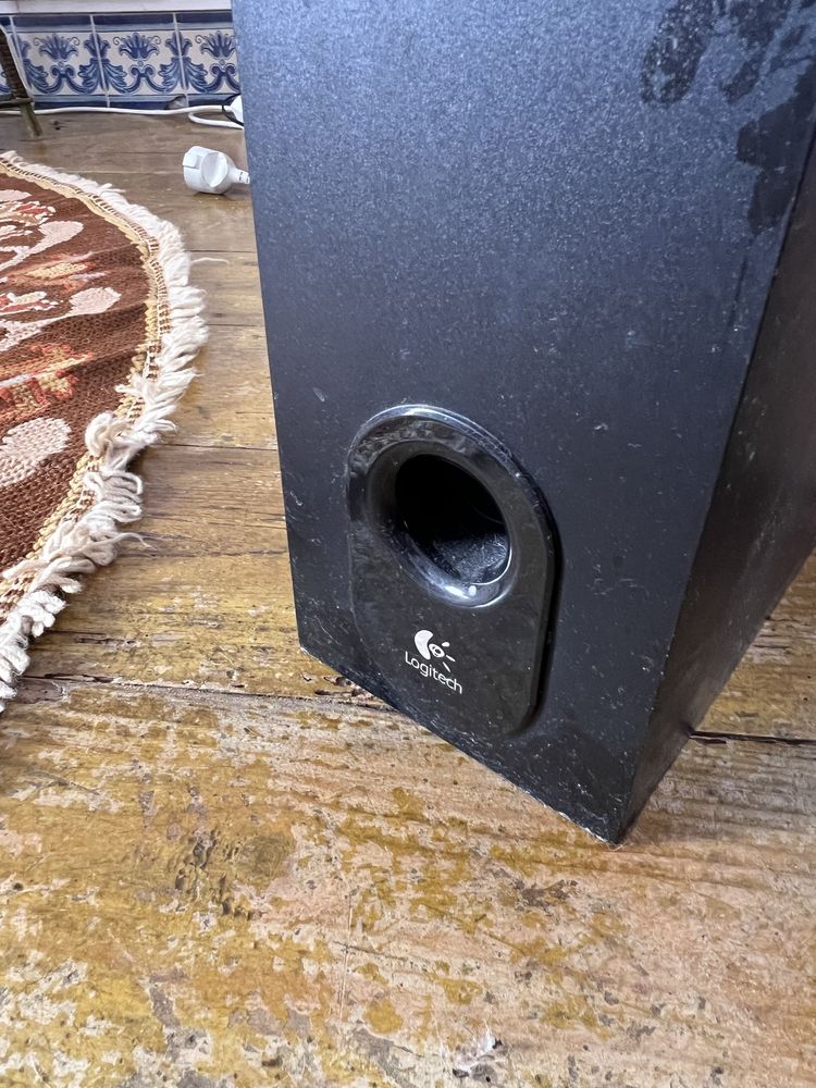 Colunas logitech