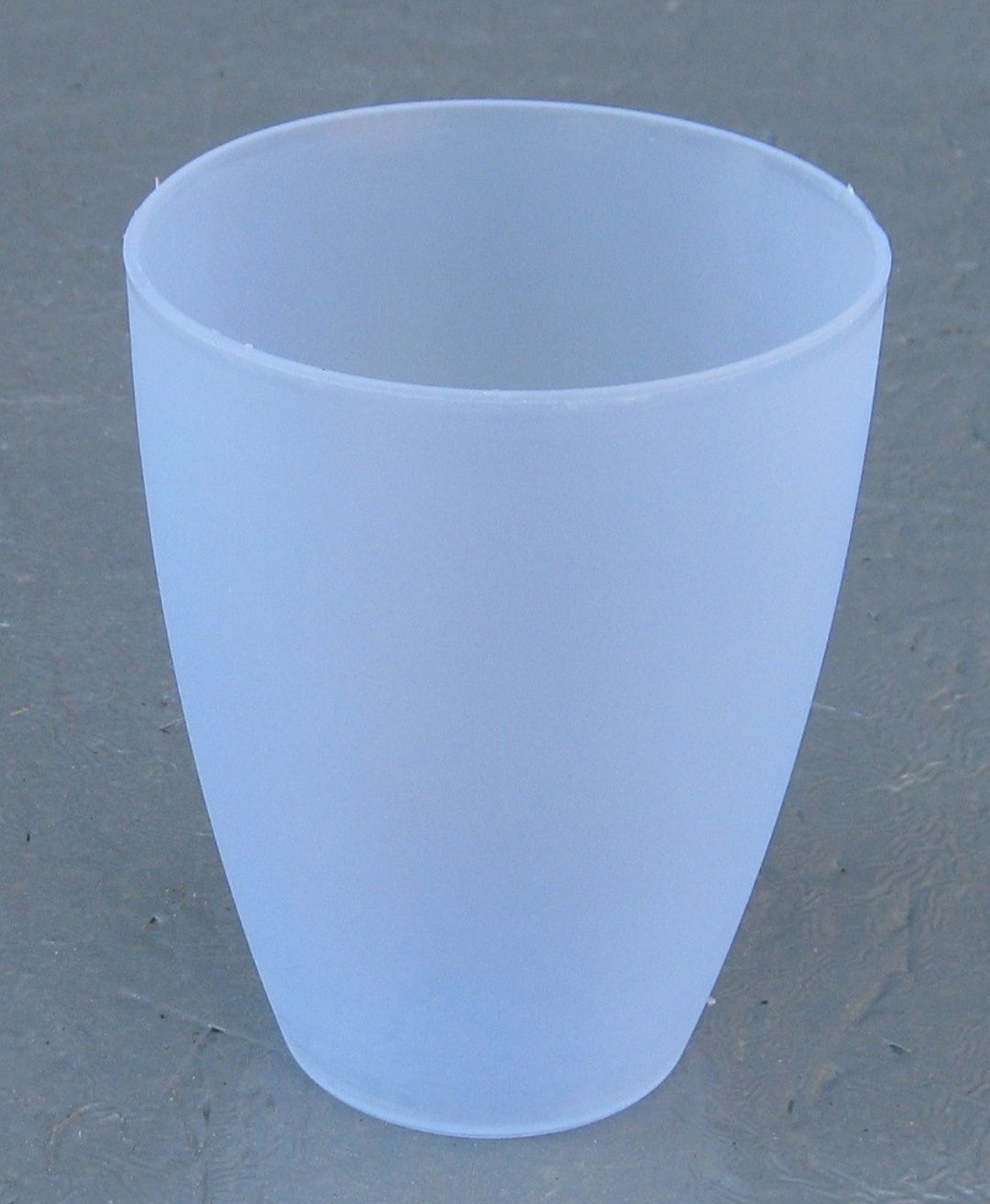 Стакани пластикові (можна для фіалок для фітильного поливу