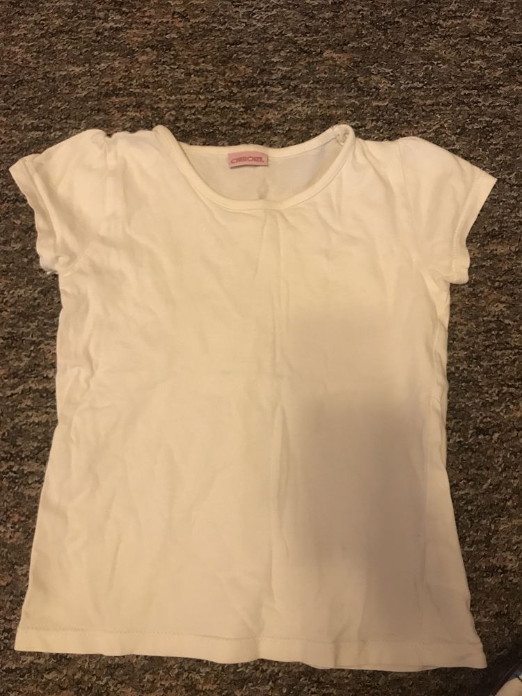 Белая футболка на ребенка 6-7 лет