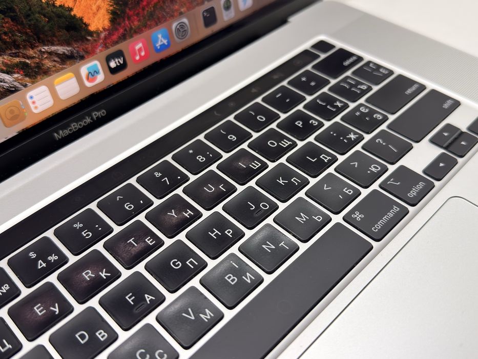 Apple Macbook Pro A2141 16 Mid 2019 (2021) i7-9750H/16GB /512GB /5300M