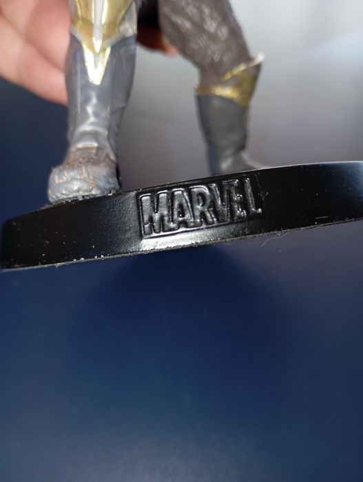 Estátua do Thanos da Marvel