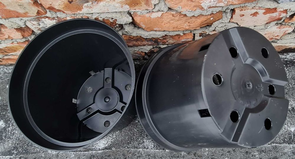 Doniczki 12 L litrów 12LKO mrozoodporne KRÓTKIE TERMINY 12L na tuje