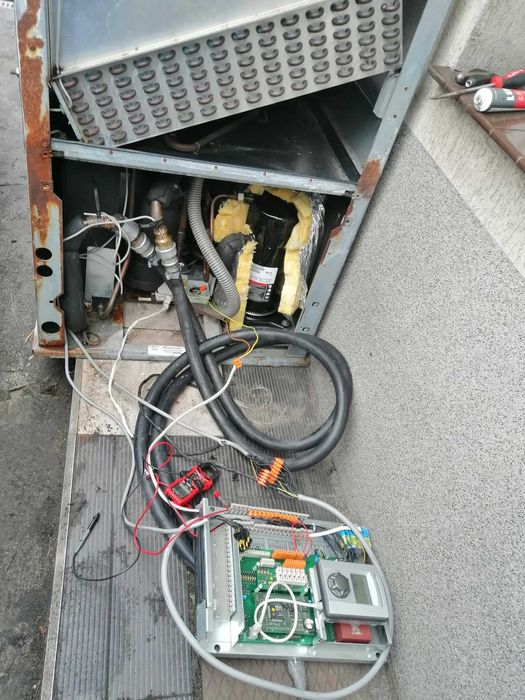 usługi elektryczne pogotowie elektryczne elektryk naprawa