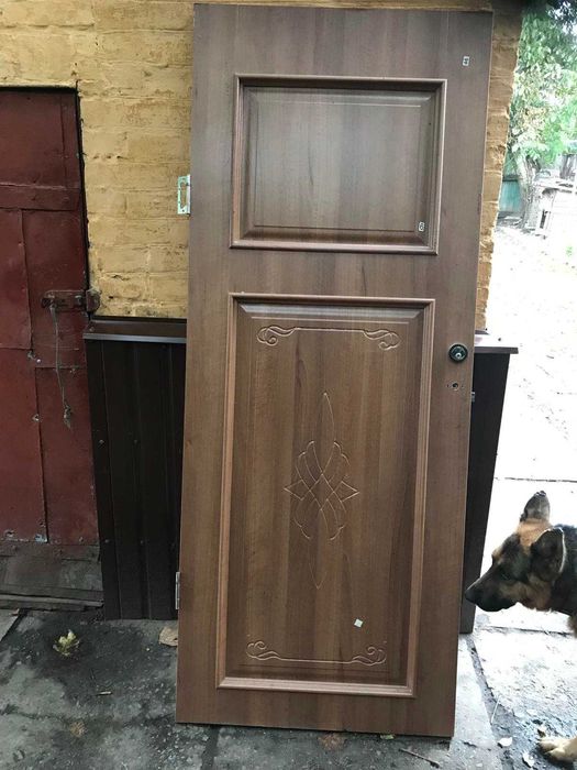 Продаємо міжкімнатні двері