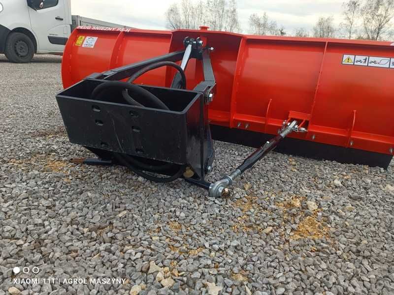 Pług Snieżny do Ruska T-25 Władymirec mocna solidna konstrukcja dowóz