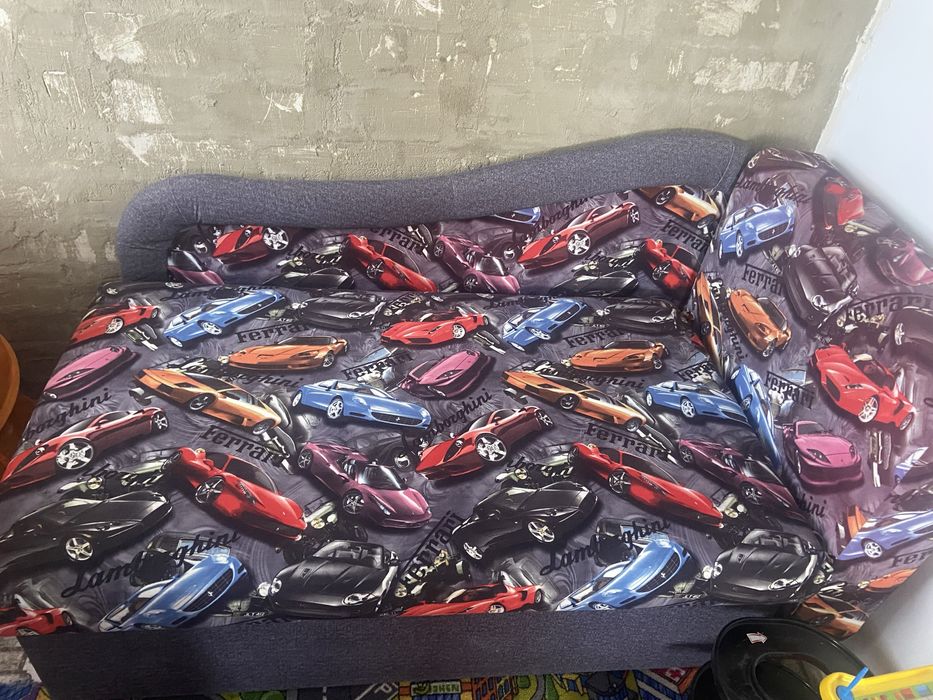Дитячий диван ліжко