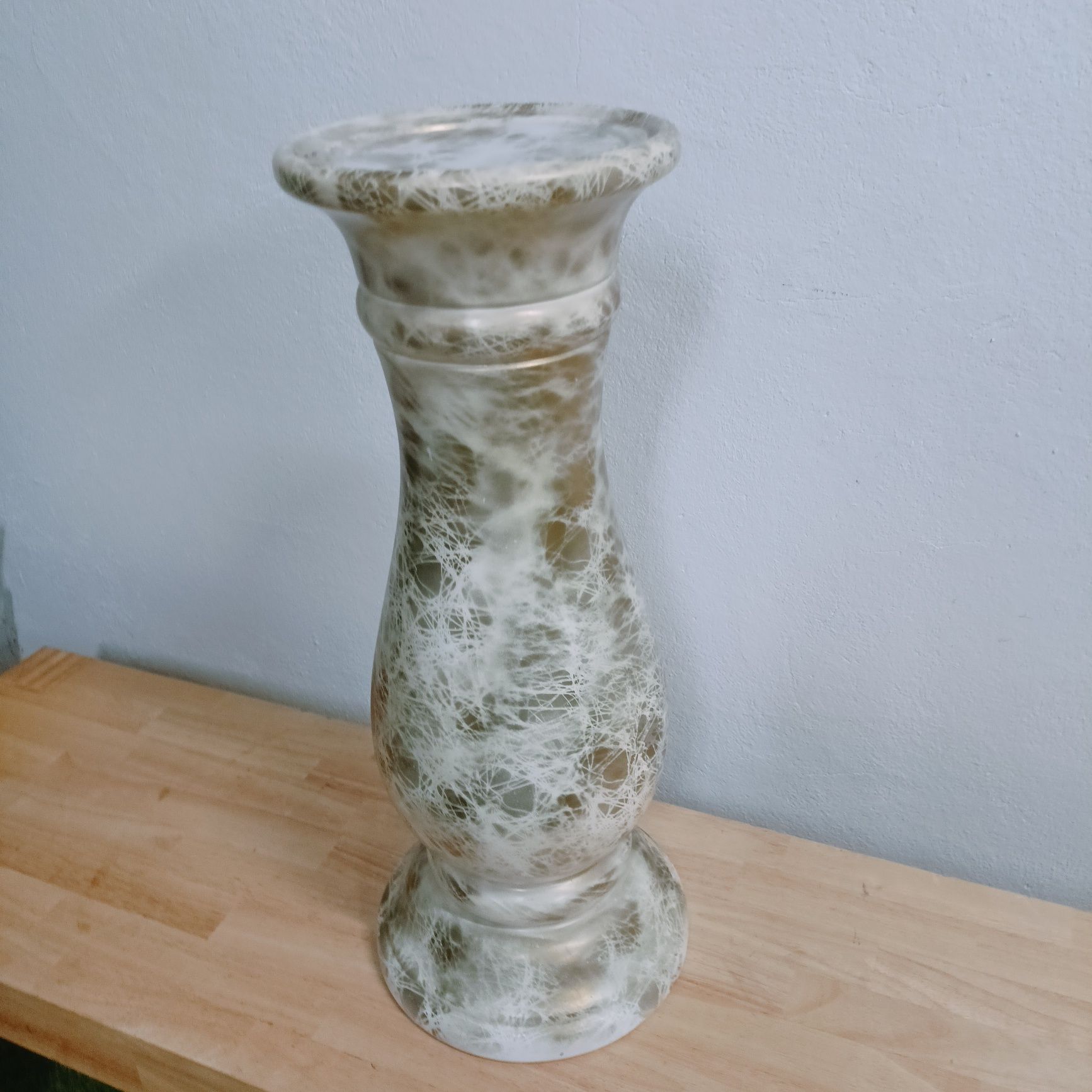 Postument,ceramiczny,kolumna .