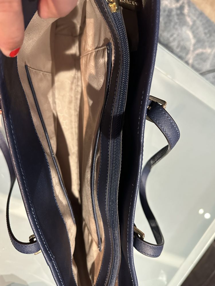 Carteira/mala Michael kors azul marinho
