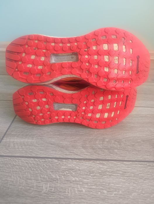 Damskie buty do biegania adidas Energy Bost W