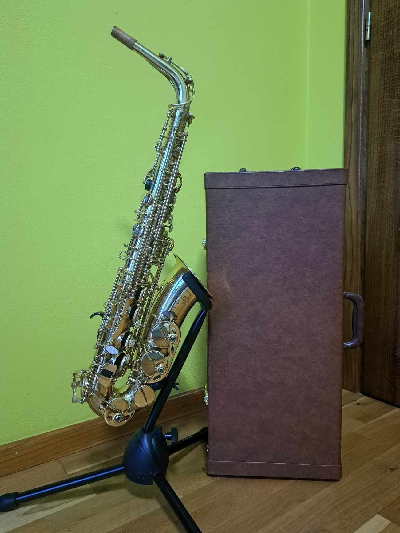 ..Saksofon altowy..