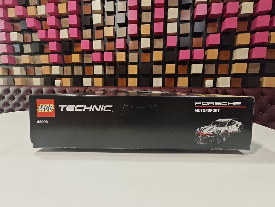 Конструктор LEGO TECHNIC 42096 Porsche 911 RSR (1580 деталей)