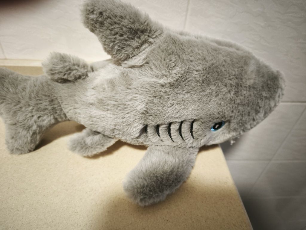 Peluche novo tubarão