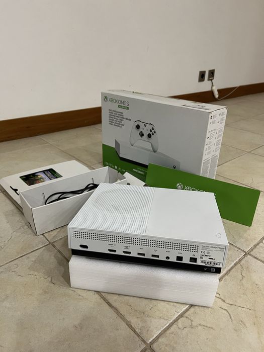 Xbox One S All Digital Edition - 1TB