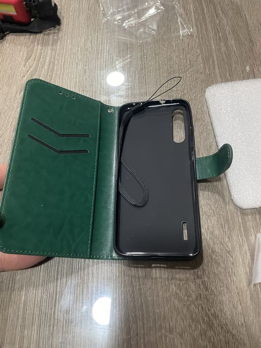 Пррдам новий чохол книжкою на телефон Xiaomi A3 Lite