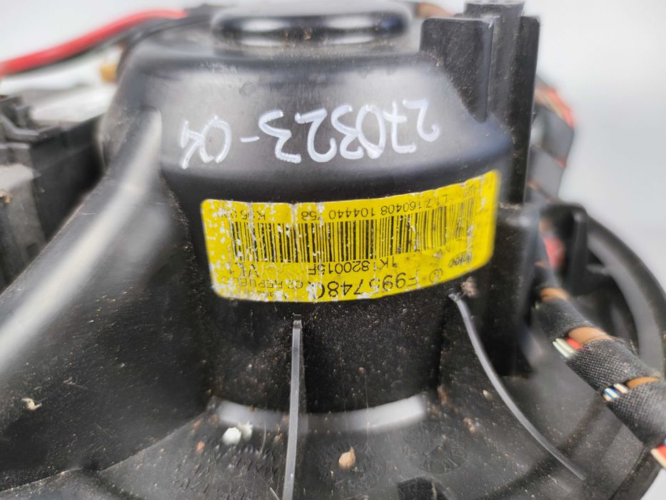 Моторчик печки Skoda Octavia (A5) 2004-2013 1K1820015F