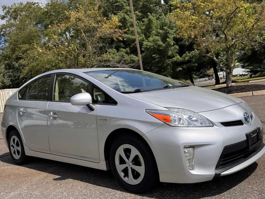 Toyota Prius      2015