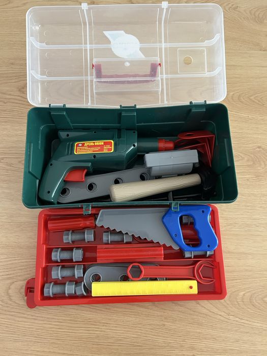 Іграшковий набір інструментів