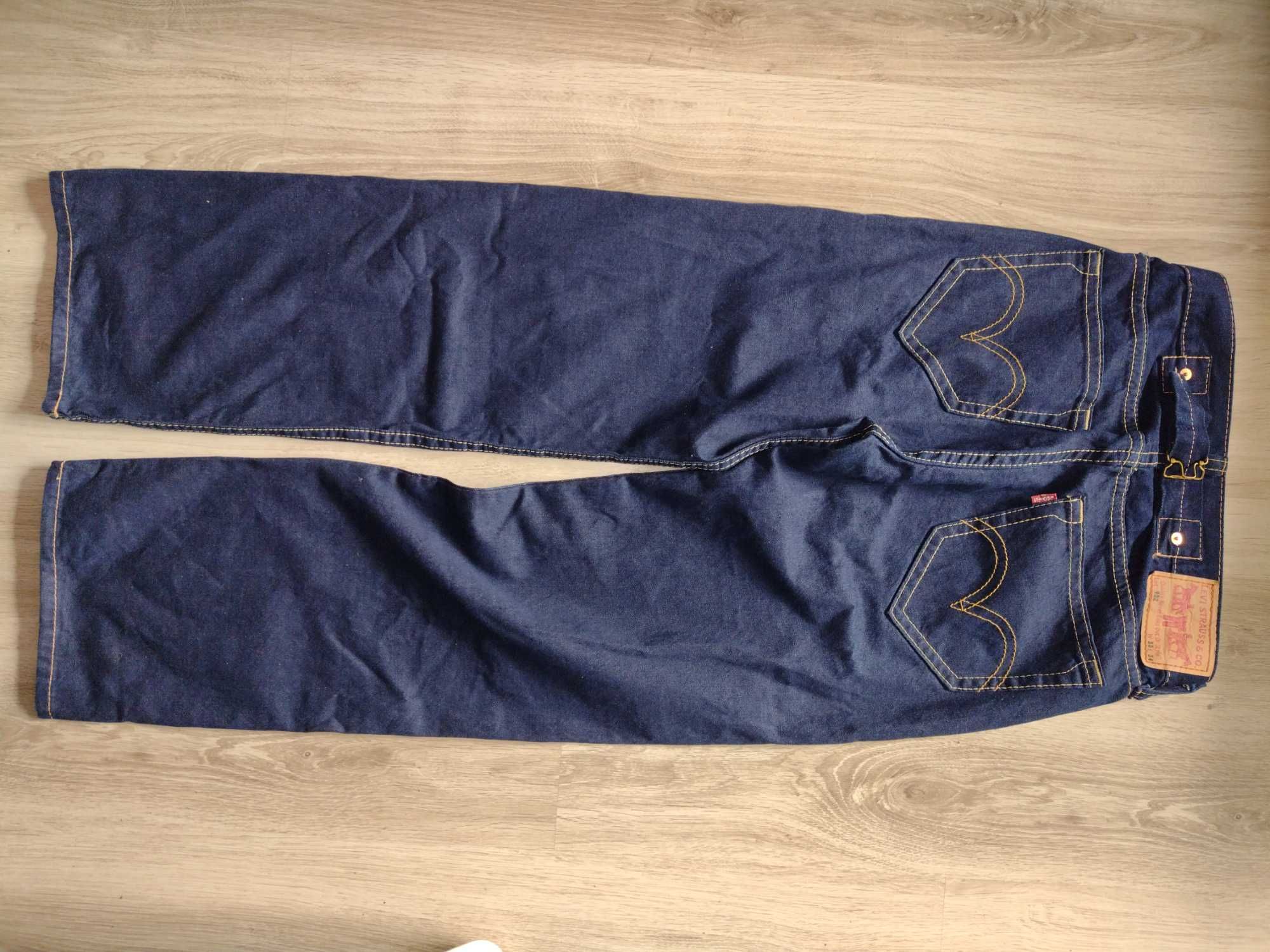 Spodnie Levi's 902 Lot pas 84 nowe