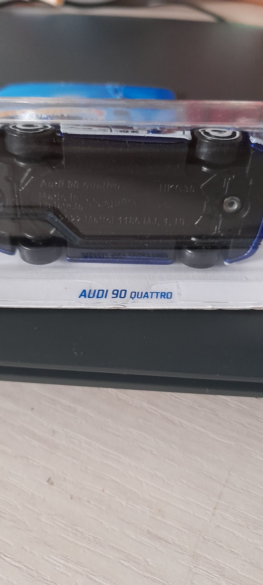 Audi 90 Quattro novo na caixa