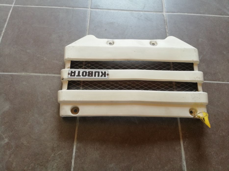 Grelha Frontal tractor Kubota