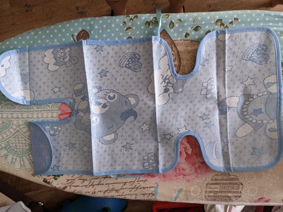 Дитячий вкладиш в коляску, в автокрісло, крісло, стульчик