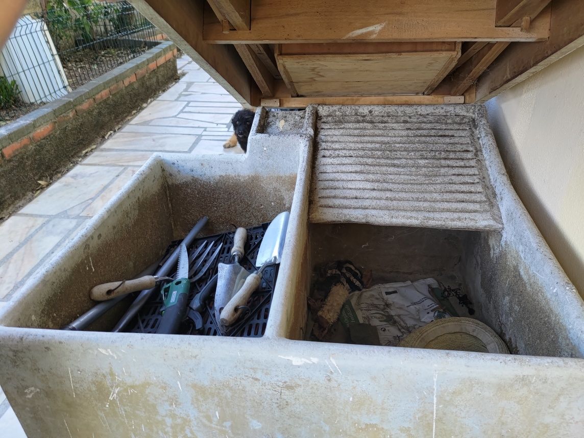 Tanque lavar roupa em pedra