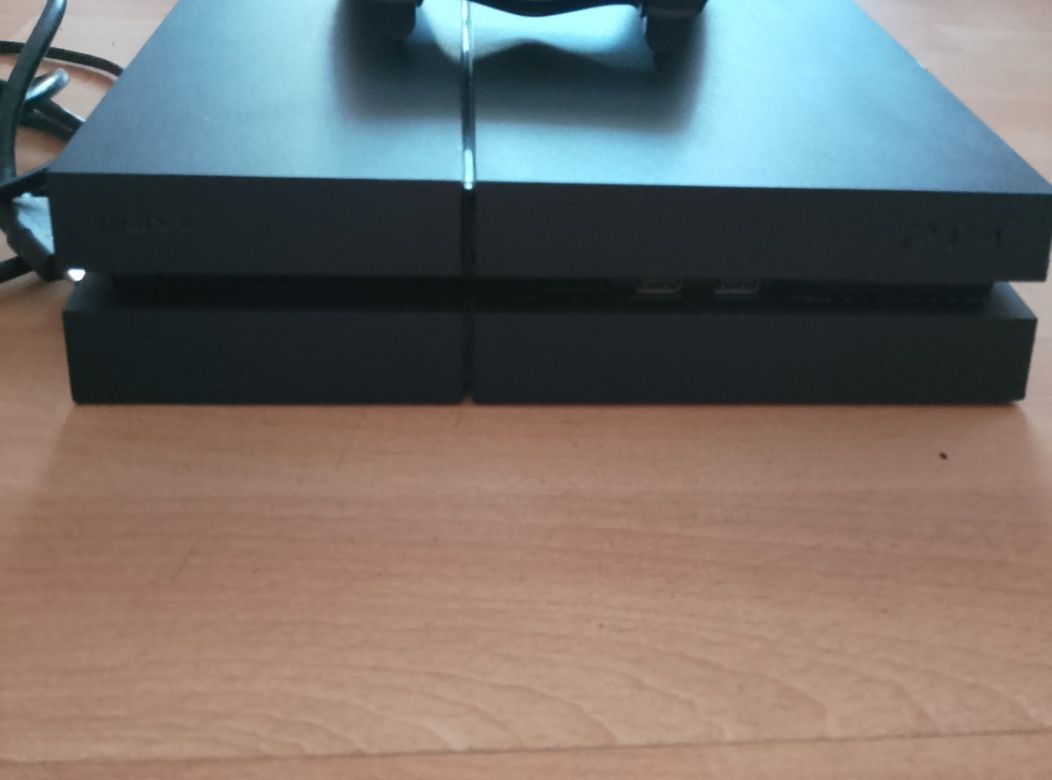 PlayStation 4 1T