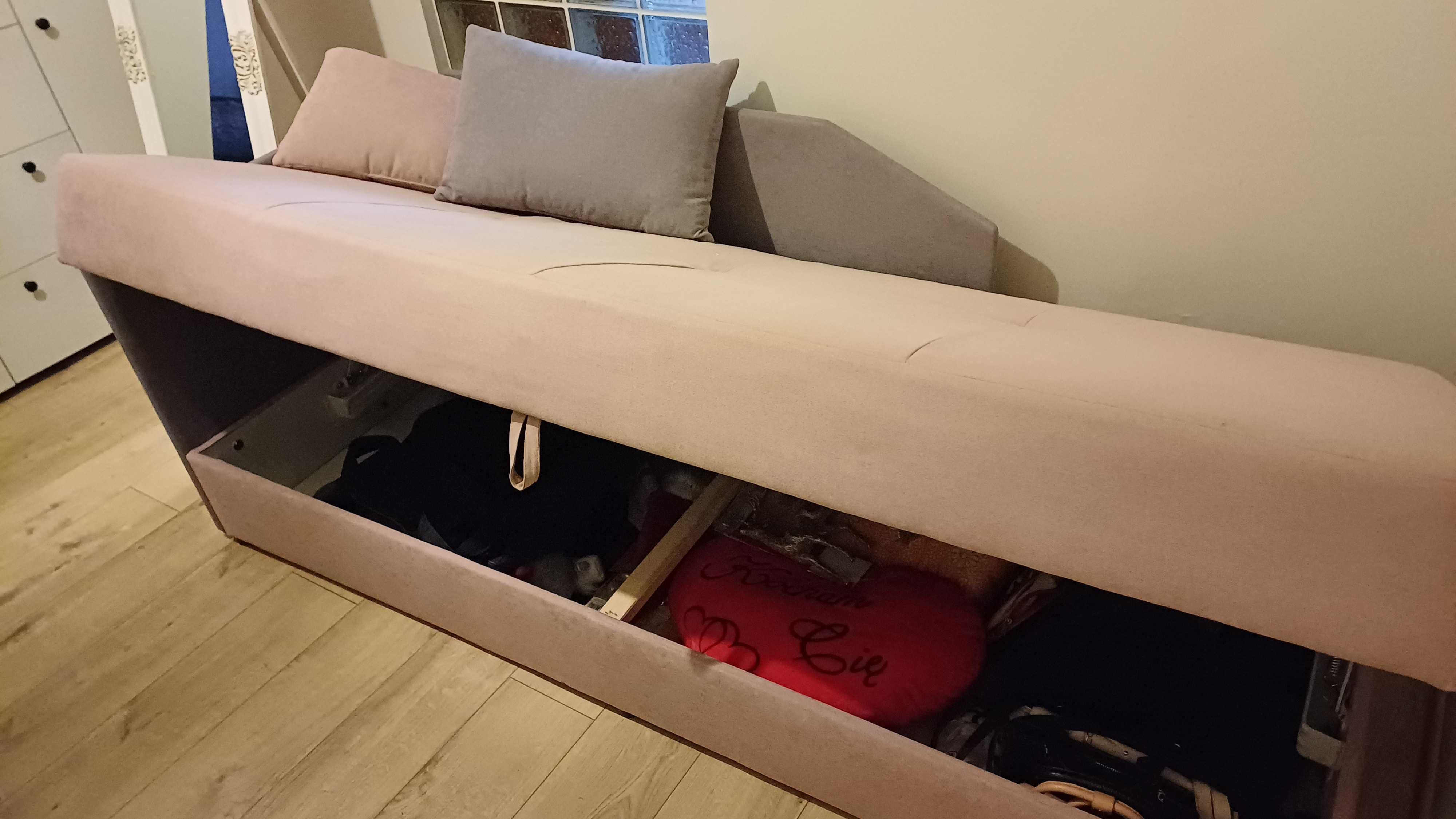 ŁÓŻKO JEDNOOSOBOWE 90X200 z pojemnikiem i 2 poduszkami