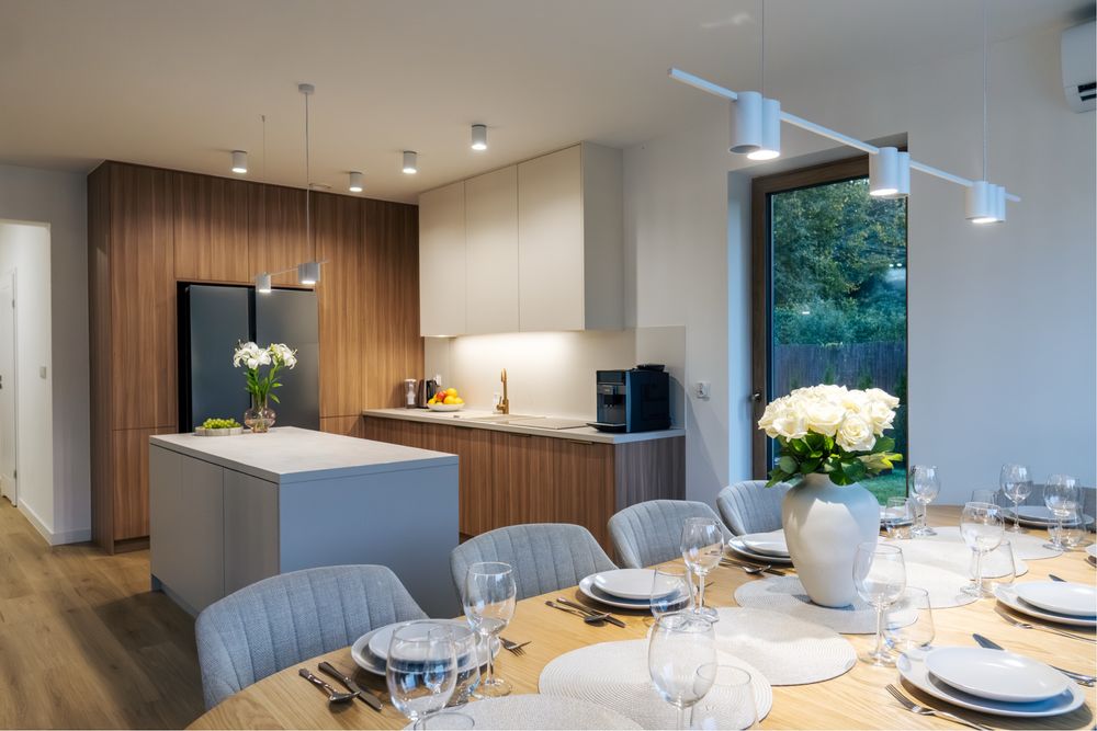 Domek z jacuzzi,  basen 30 stopni, 16 osob, sauna bilard, roztocze