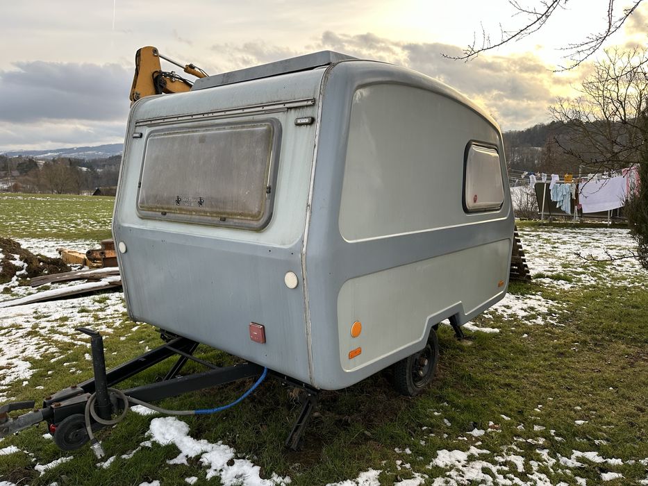 Przyczepa kempingowa ,, NIEWIADOW” N126