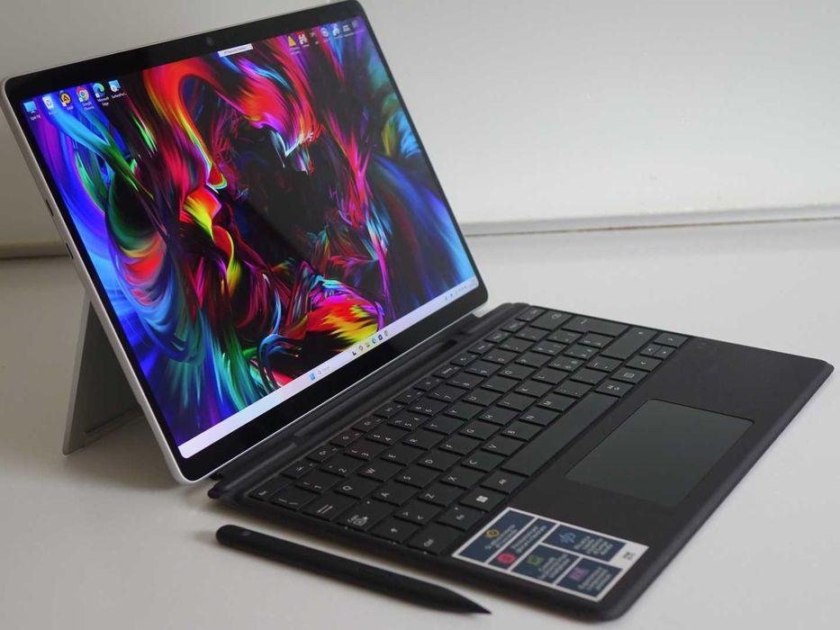 Планшет Microsoft Surface Pro 11 2076 OLED 120Гц 16 256 Клава Стилус