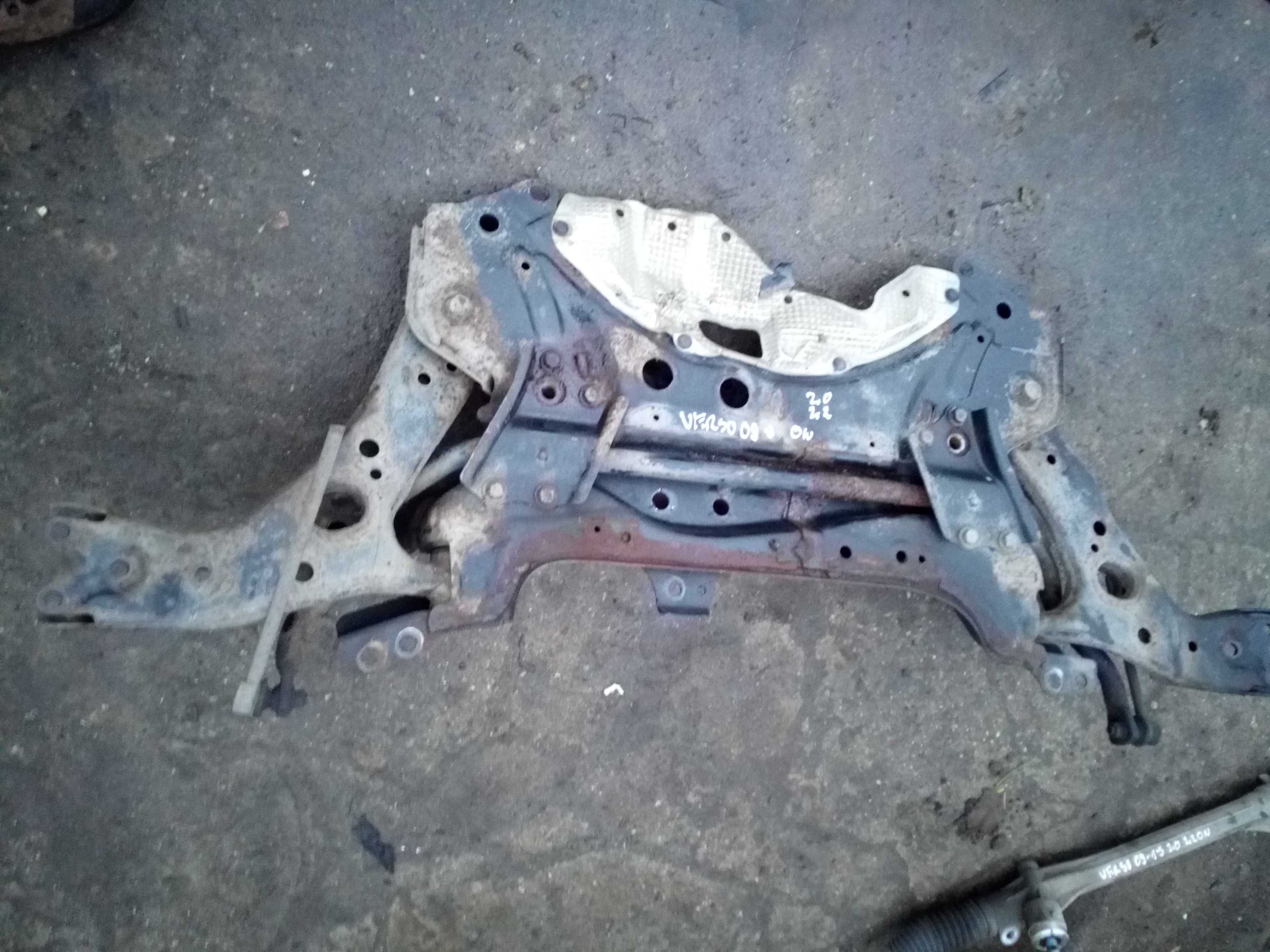 TOYOTA VERSO 09 2,0 2,2 sanki zawieszenia wahacze