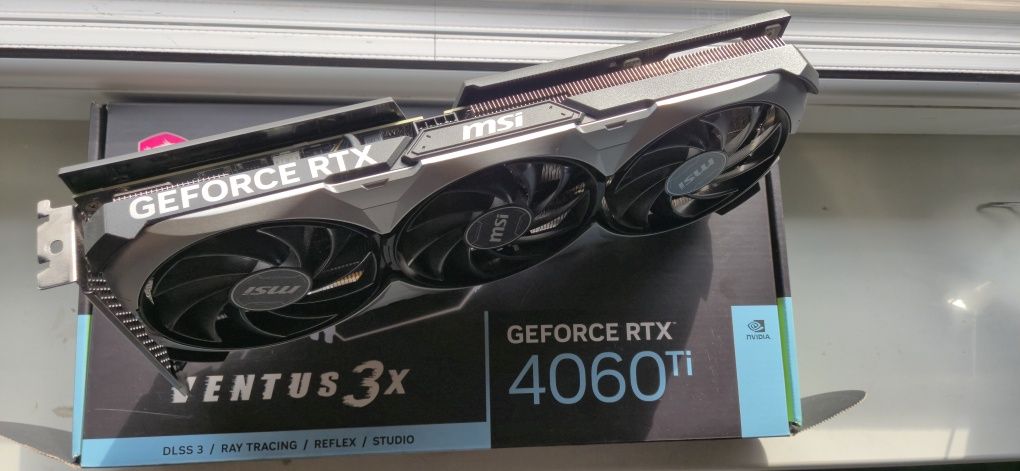 Karta graficzna RTX MSI 4060 TI OVERCLOCKED