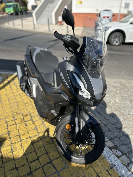 ADV 350 modelo 2025