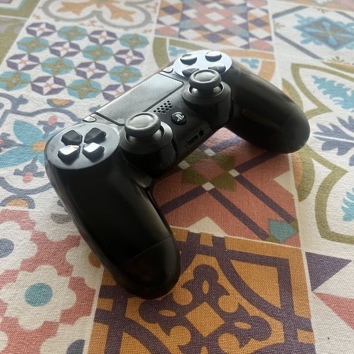 Playstation 4 Slim 1Tb
