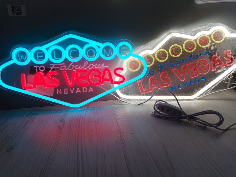Fallout led вивіска.  Las Vegas