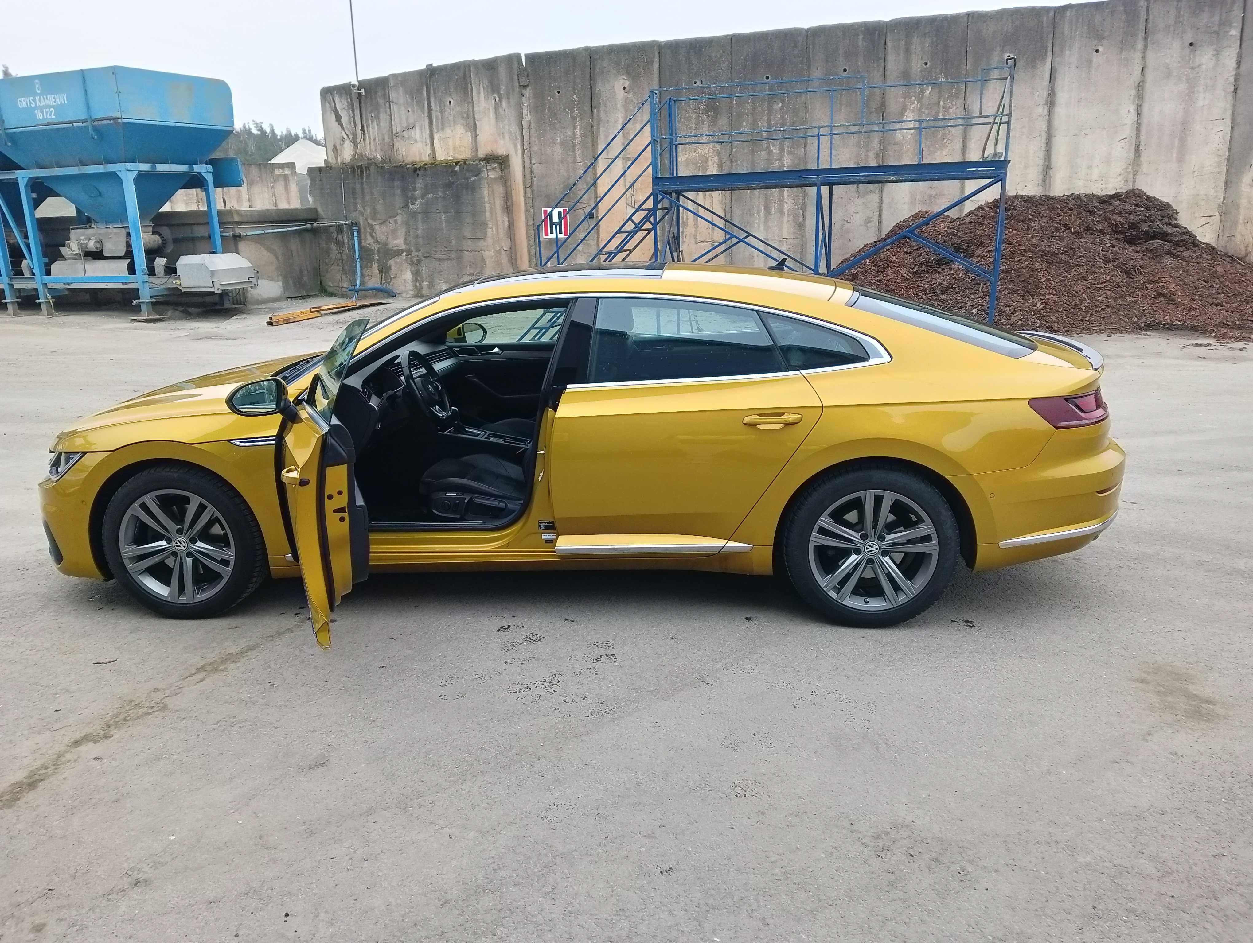 Volkswagen Arteon 2.0 TSI R-Line
