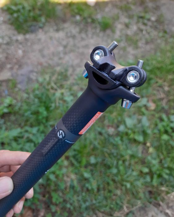 Карбоновий підсиділ, штирь, глагол, Carbon, Toseek