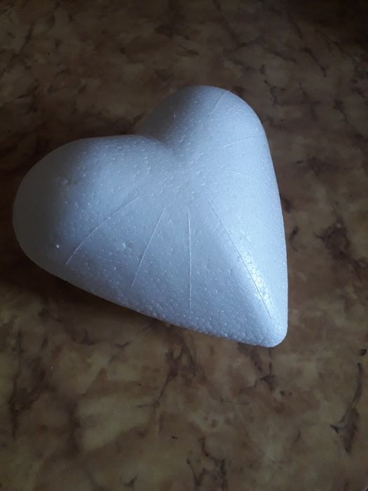 Serca styropian 12x6 cm