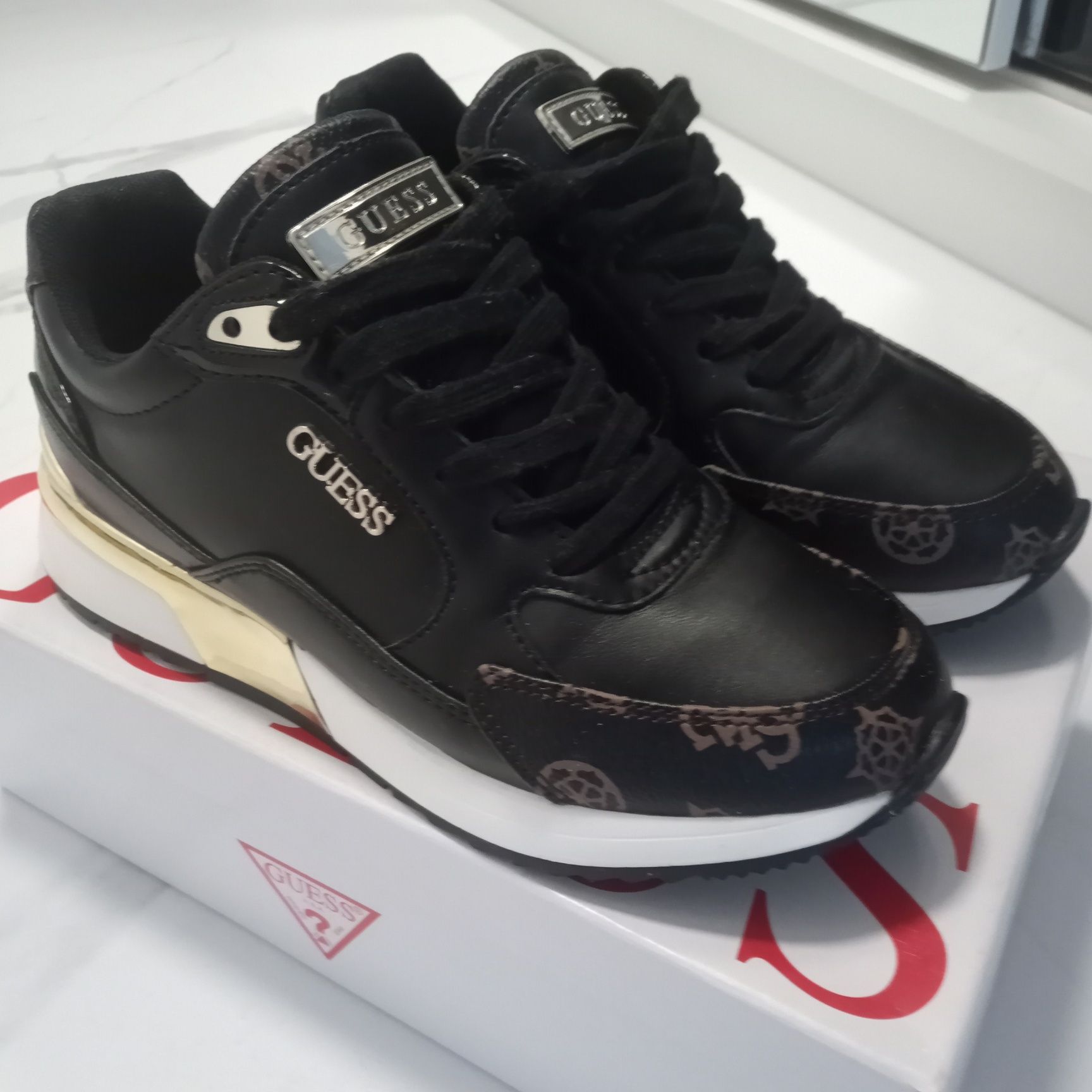 Sneakersy Guess damskie rozmiar 36