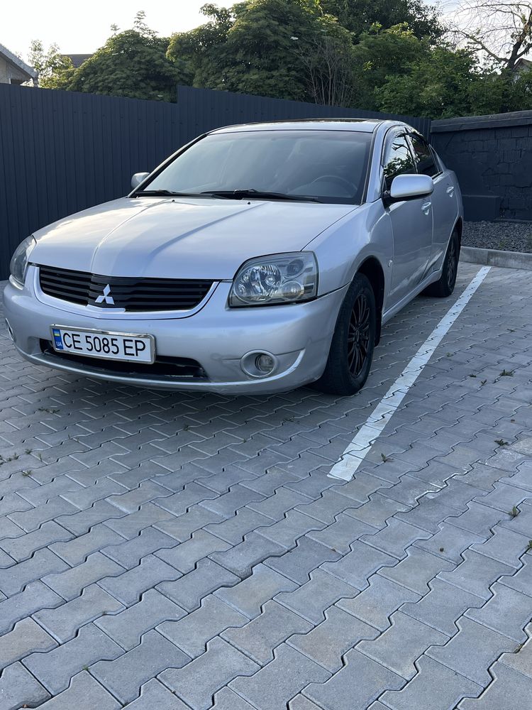 Галант 9 в чудовому технічному стані автомат газ/бензин