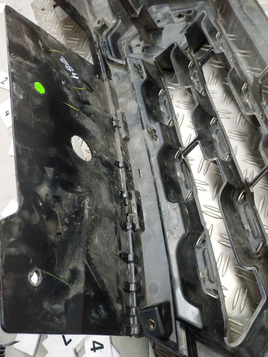 Renault (RVI) Dokker 17- rest решітка радіатора паяна  RC0348 62310444
