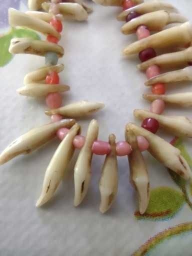 Stary naszyjnik plemienny Afryka naturalne zęby