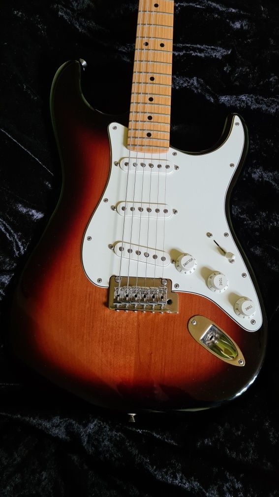 Gitara elektryczna Fender Stratocaster Player